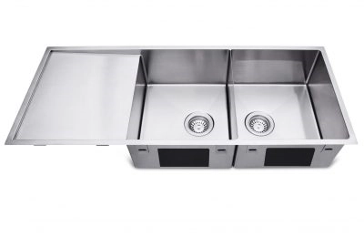 Double kitchen sink with drainer tray.